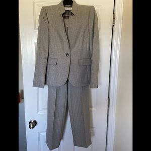 Tahari Women’s Pantsuit